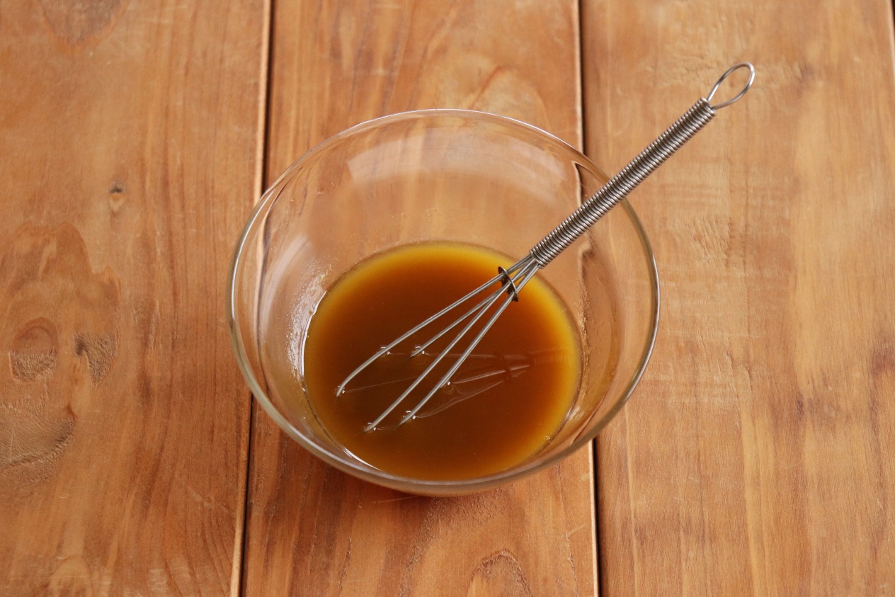 ②Aの材料をよく混ぜ合わせる。