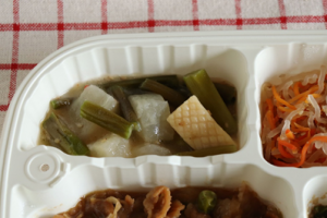 豚肉の甘辛炒め弁当③
