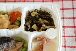 鮭の塩焼き弁当④