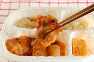 鶏のスパイス炒め弁当②