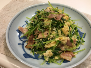 豆苗の卵炒め