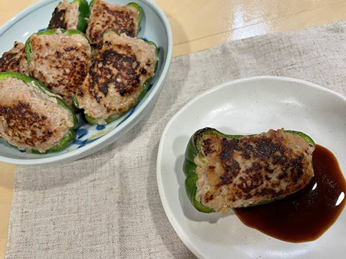 ピーマンの肉詰め