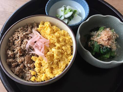 そぼろ丼におすすめの副菜